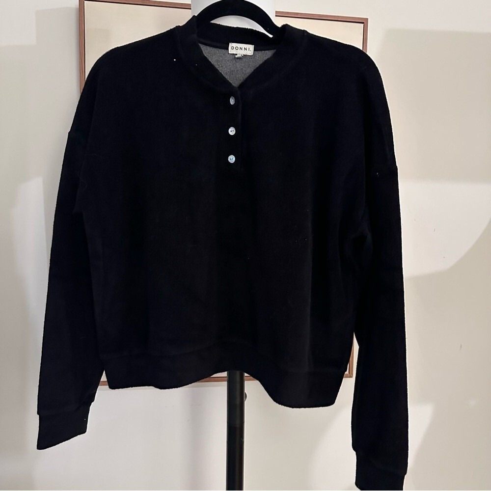 Donni. Terry Black Henley long sleeve size small‎